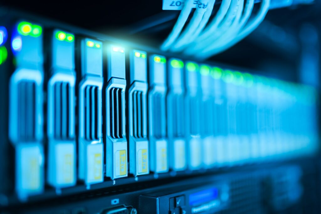 VPS Sunucuda Güvenlik Duvarı (Firewall) Kurulumu: VPS Güvenlik Duvarı ile Sunucunu Koru VPS Sunucuda Güvenlik Duvarı (Firewall) Kurulumu — VPS Güvenlik Duvarı ile Sunucunu Koru